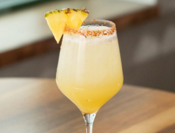 Honey Limeade Mocktail with Little BEEst Pineapple Habanero Hot Honey Sauce