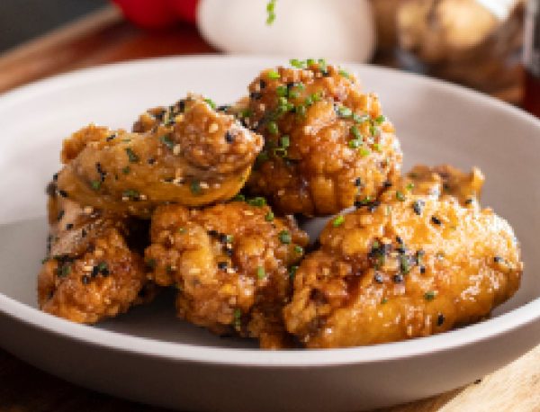 Honey Chicken Wings with Little BEEst Sneaker Green Jalapeño Hot Honey Sauce